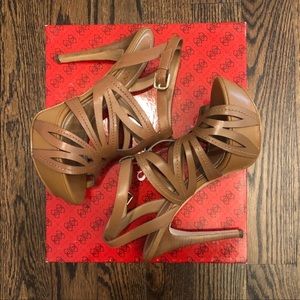 GUESS OLIANE HEELS